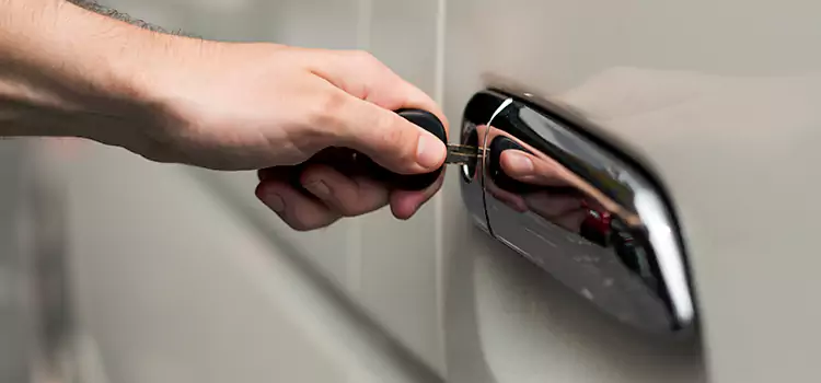 Why Choose Our Auto Locksmith Team in Grandview, MO?